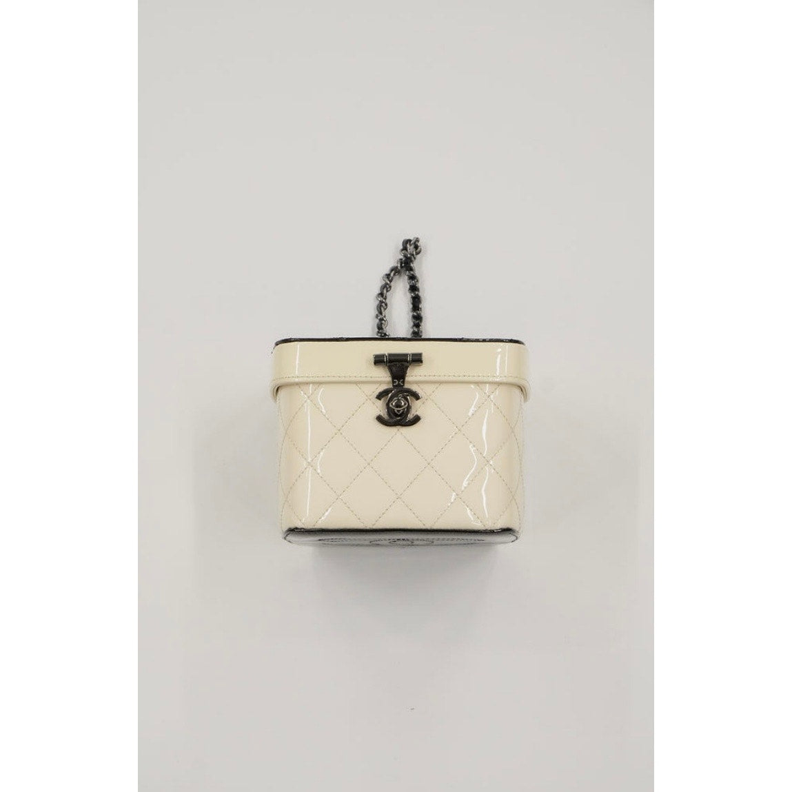 Cosmetic Minaudière