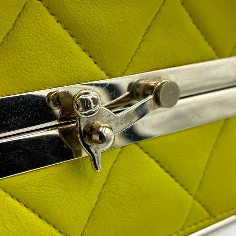 Vintage Matelassé Lamb Skin CC Hand Bag 77