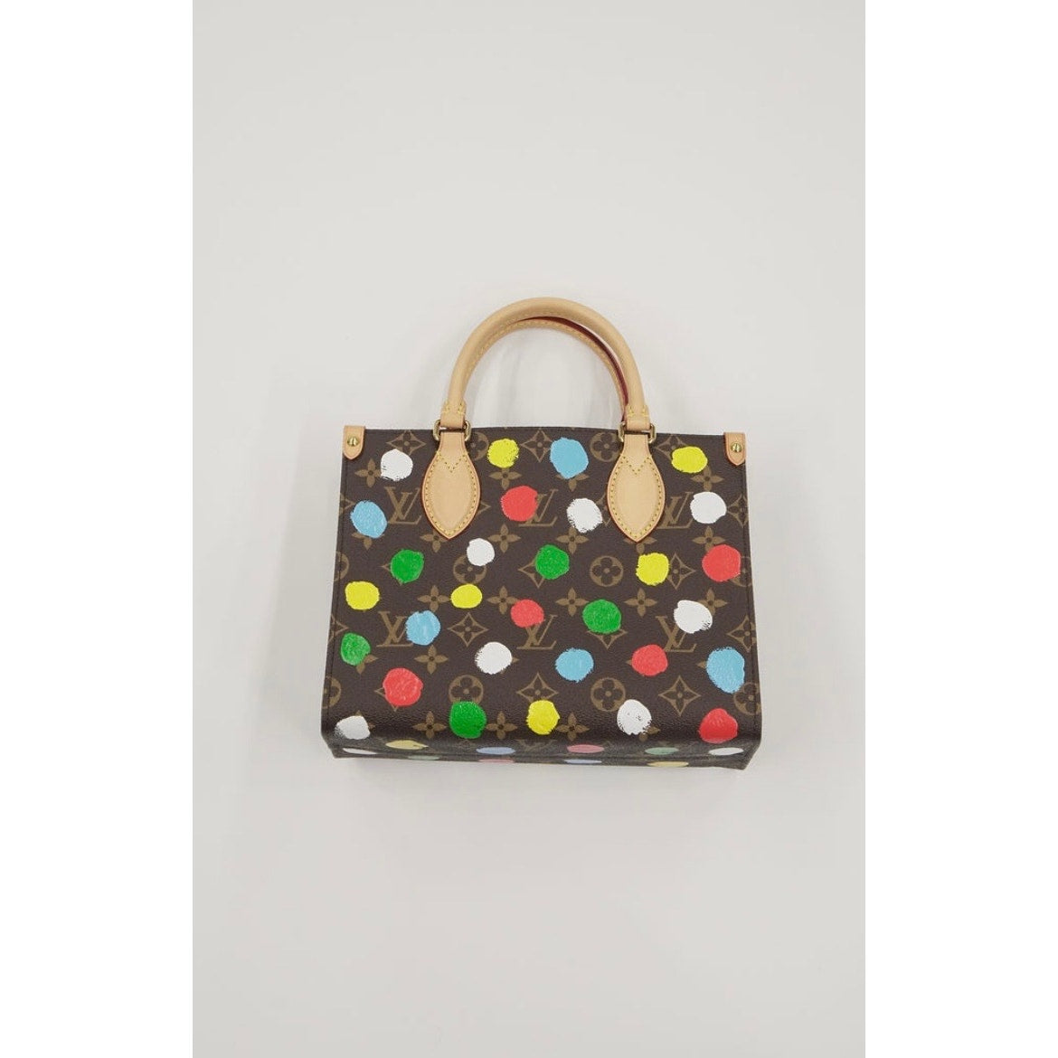 LV X Yayoi Kusama Monogram Dots On The Go PM Multicolor
