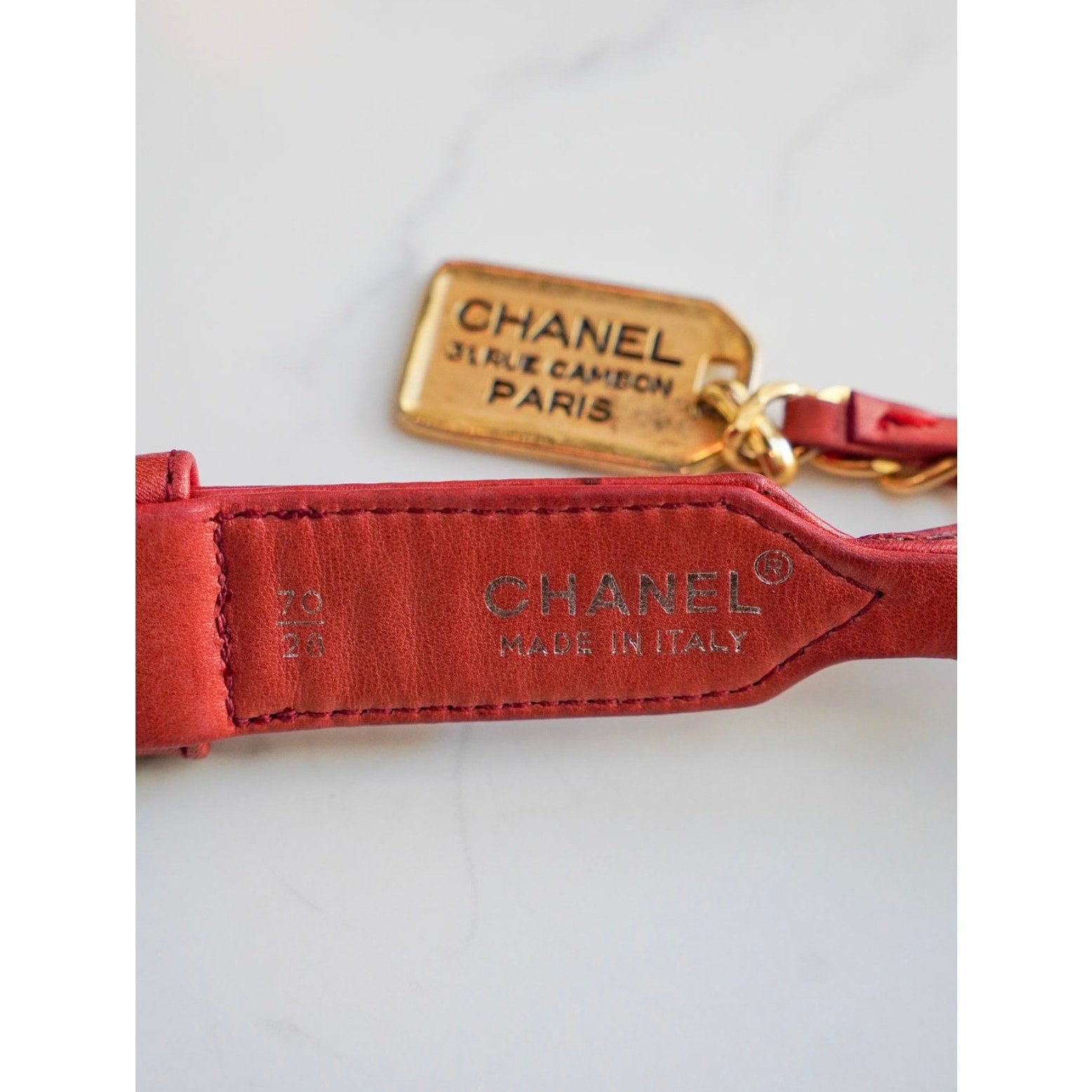 Belt Vintage Chain & Red Leather