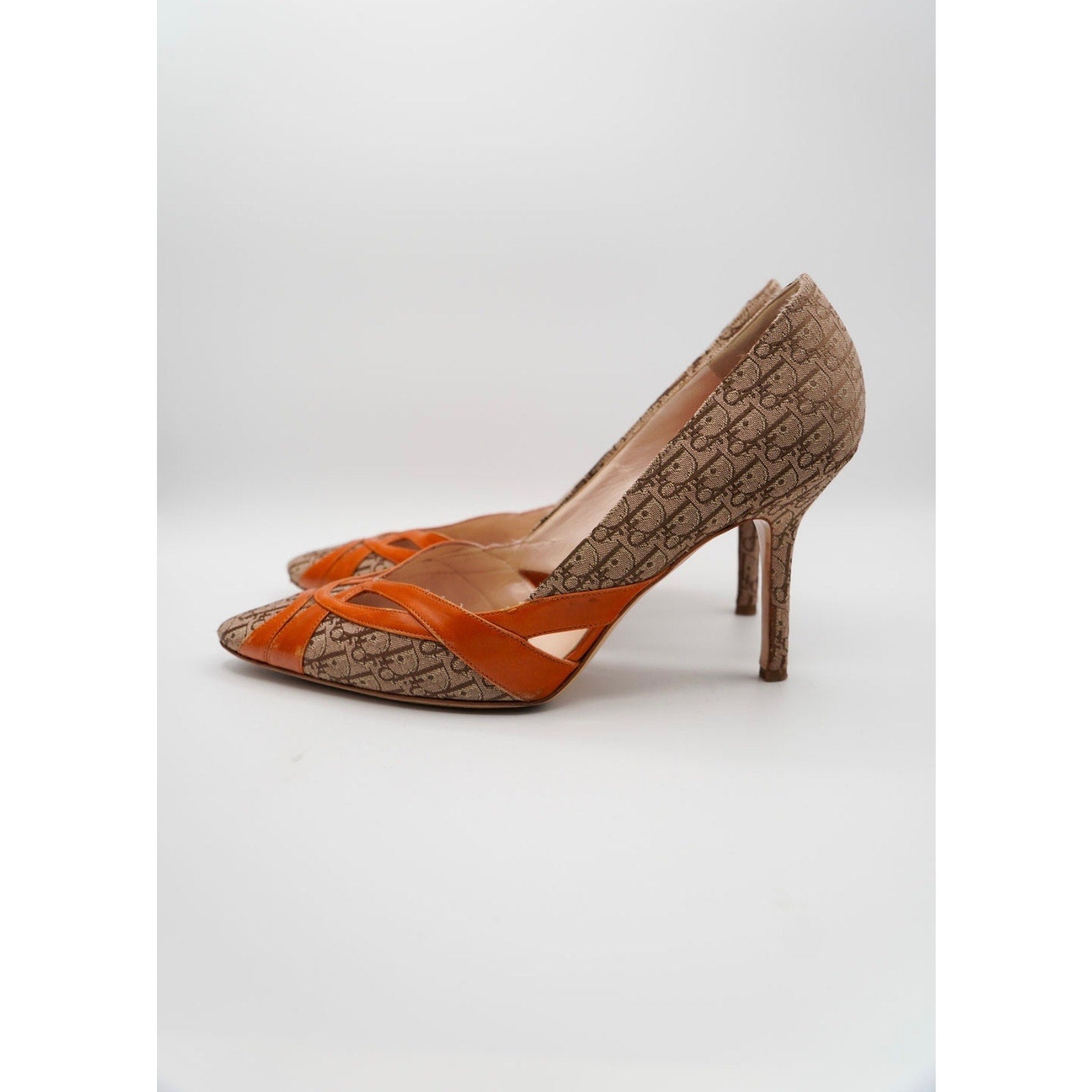 Vintage Brown Canvas Oblique D’Orsay Pumps