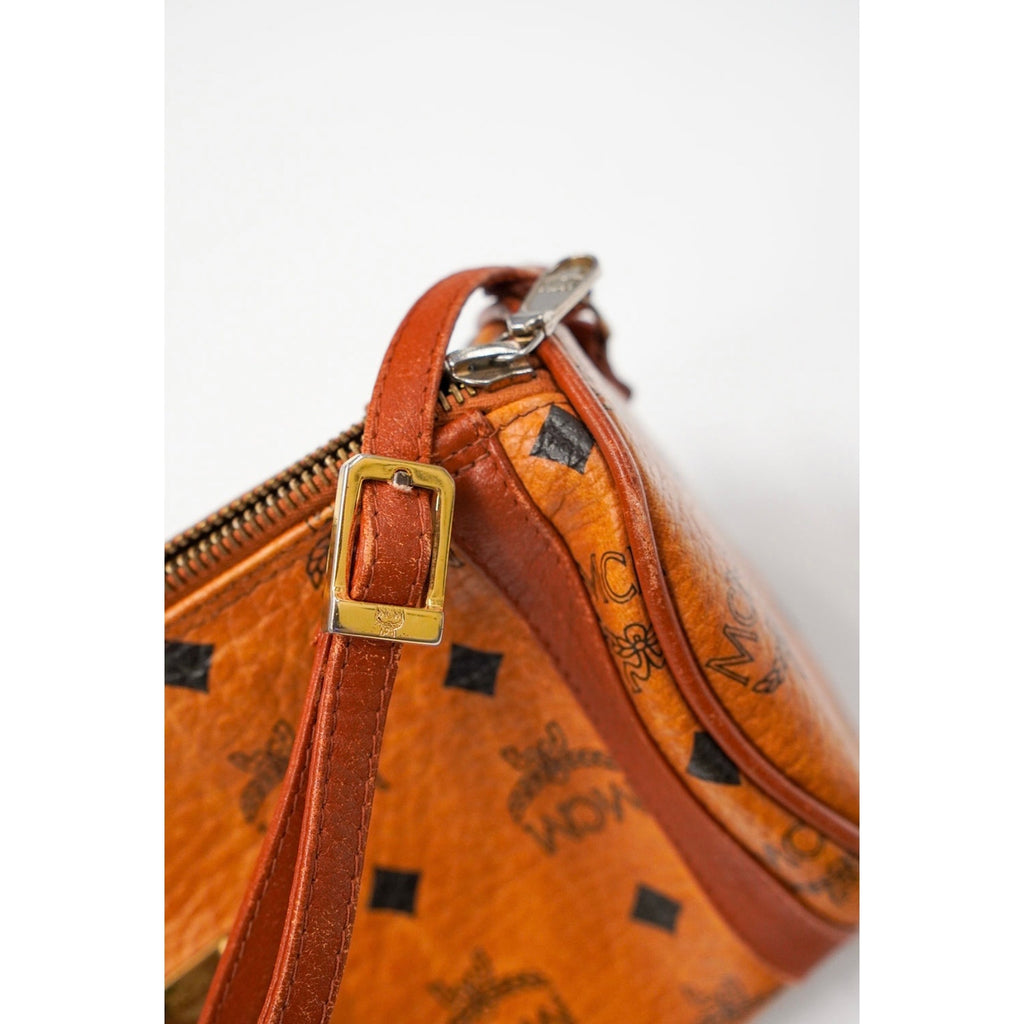 Vintage Brown Leather Braided Strap Hobo Bag