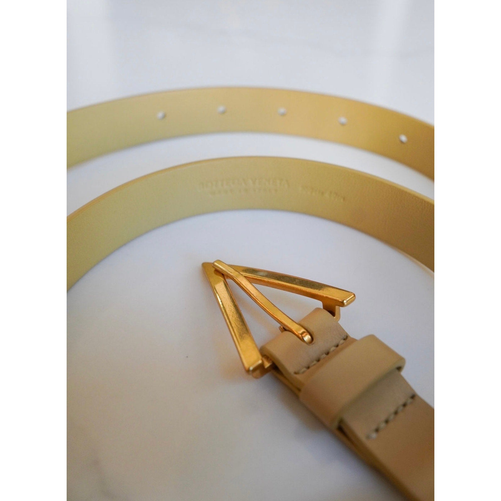 Skinny Butter Yellow Leather Triangle Belt